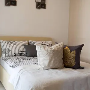  Apartment Sany With Pool -